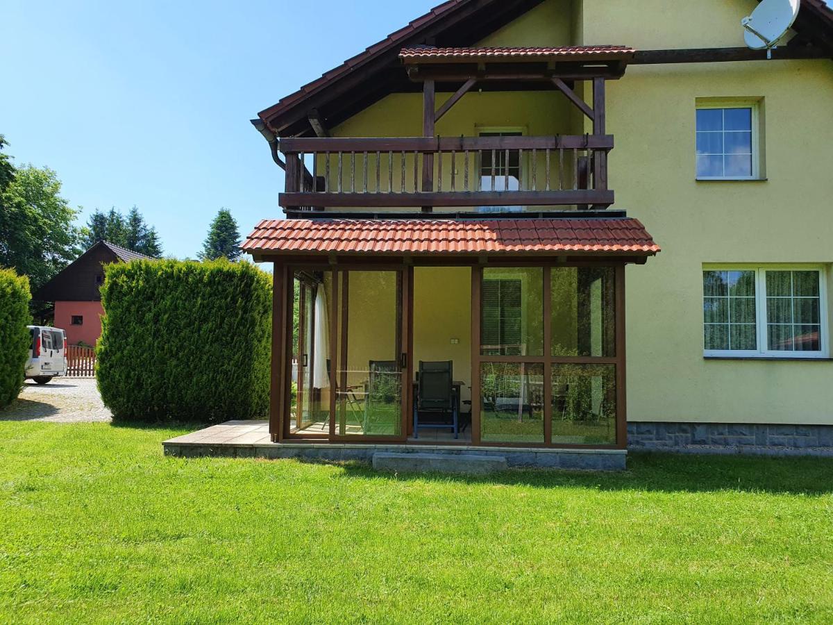Apartmány Srní u Hlinska Hlinsko Esterno foto