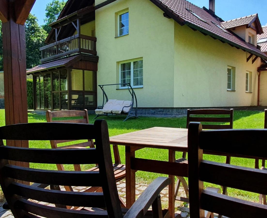 Apartmány Srní u Hlinska Hlinsko Esterno foto